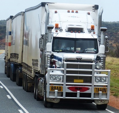 A picture of a semi truck